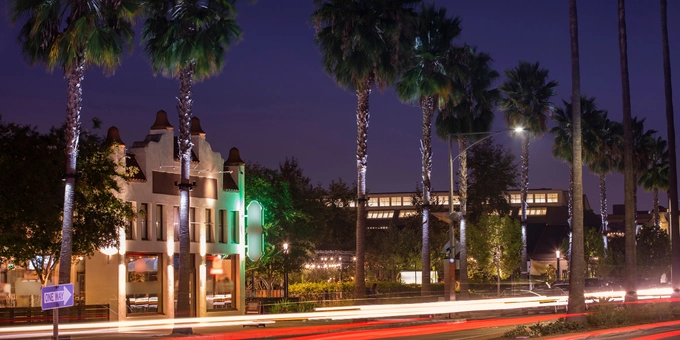 thumbnail image Beneficios de Contratar a un Abogado de Accidentes en Anaheim Accidentes Abogados Accidentes California LA